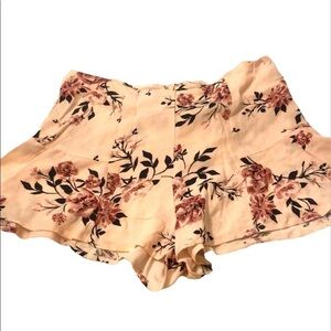 Kendall & Kylie Floral Flared Shorts Size Small